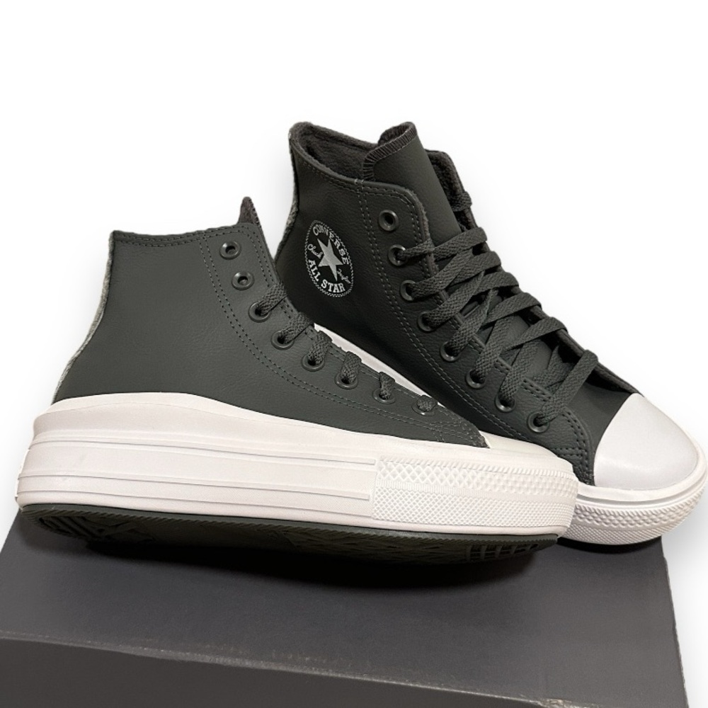 Converse Chuck Taylor Move Platform